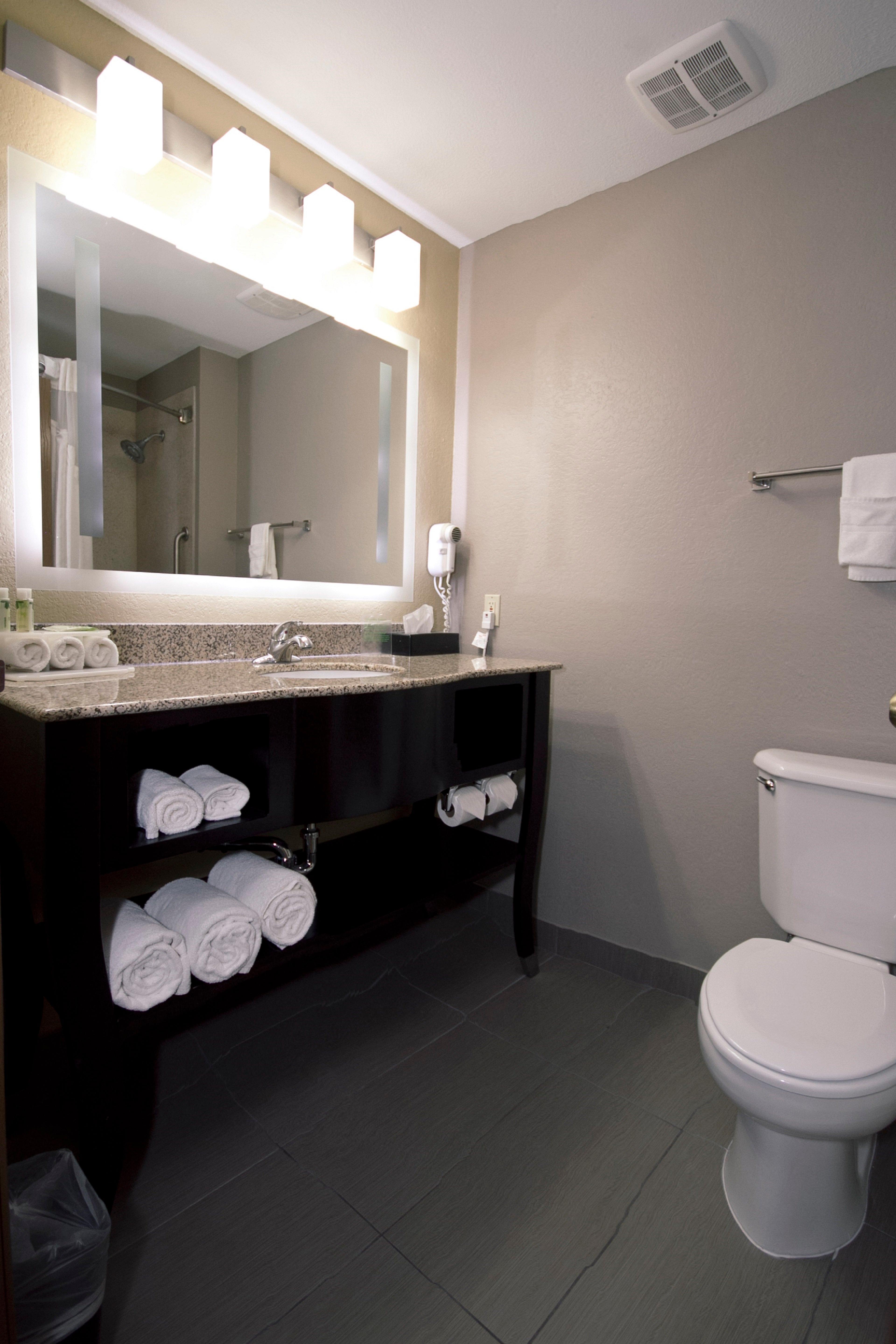 Holiday Inn Express Adrian By Ihg Εξωτερικό φωτογραφία