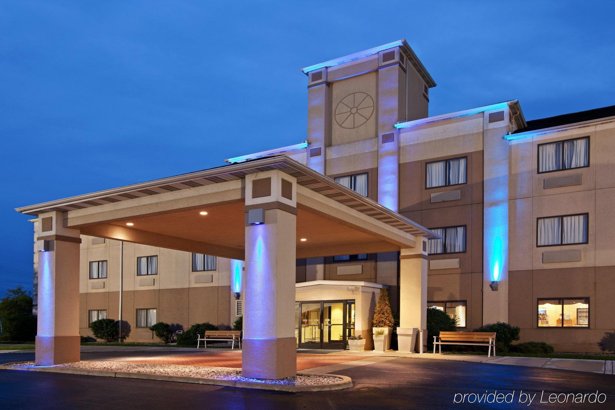 Holiday Inn Express Adrian By Ihg Εξωτερικό φωτογραφία