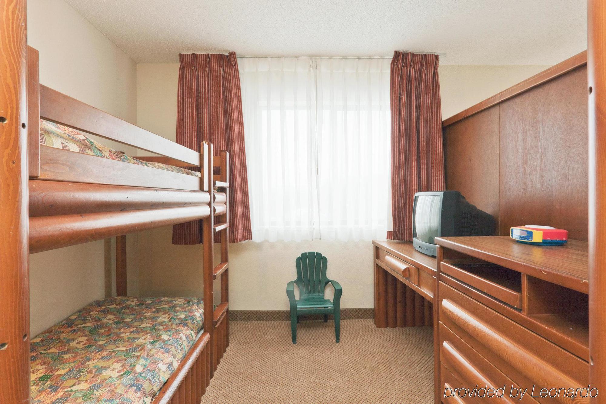 Holiday Inn Express Adrian By Ihg Δωμάτιο φωτογραφία