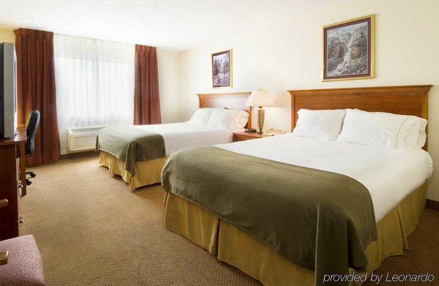 Holiday Inn Express Adrian By Ihg Δωμάτιο φωτογραφία