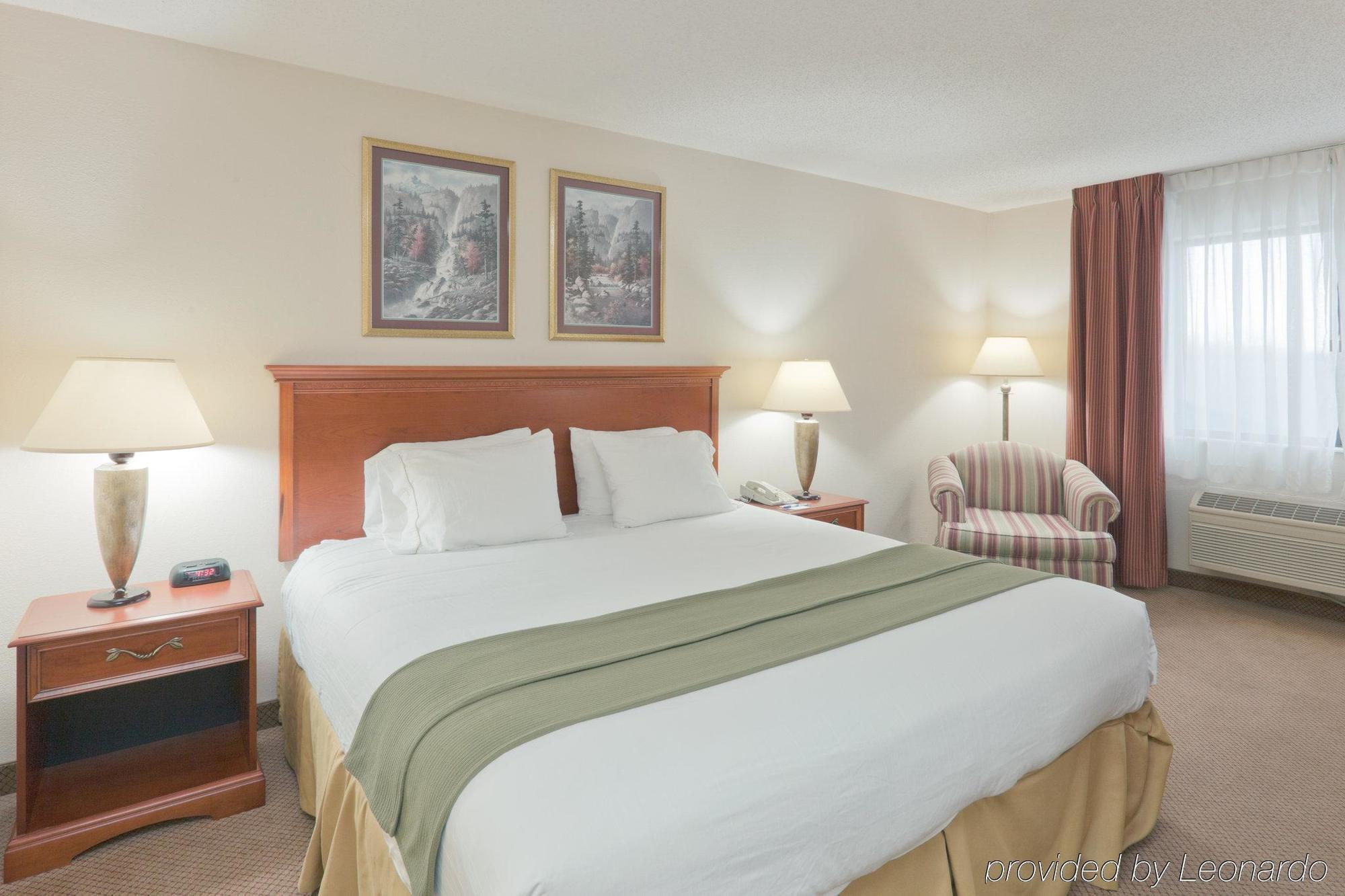 Holiday Inn Express Adrian By Ihg Δωμάτιο φωτογραφία