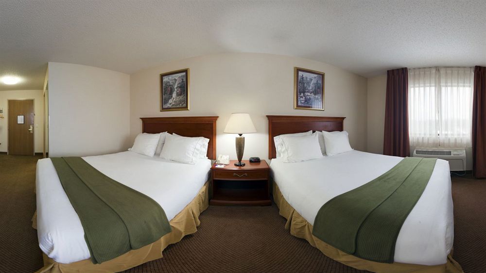 Holiday Inn Express Adrian By Ihg Εξωτερικό φωτογραφία